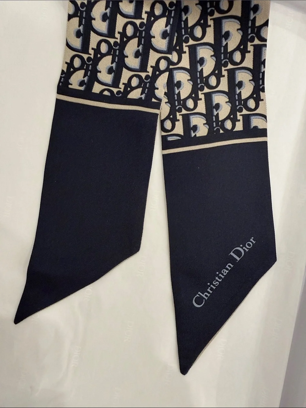 Christian Dior Bandana J’Adior Silk Twilly Scarf Ribbon Navy Beige Logo New Box - Picture 3 of 5